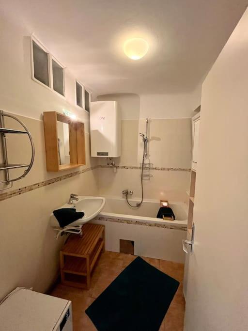 Wohnung Naehe Lkh Und Der Med Uni กราซ ภายนอก รูปภาพ